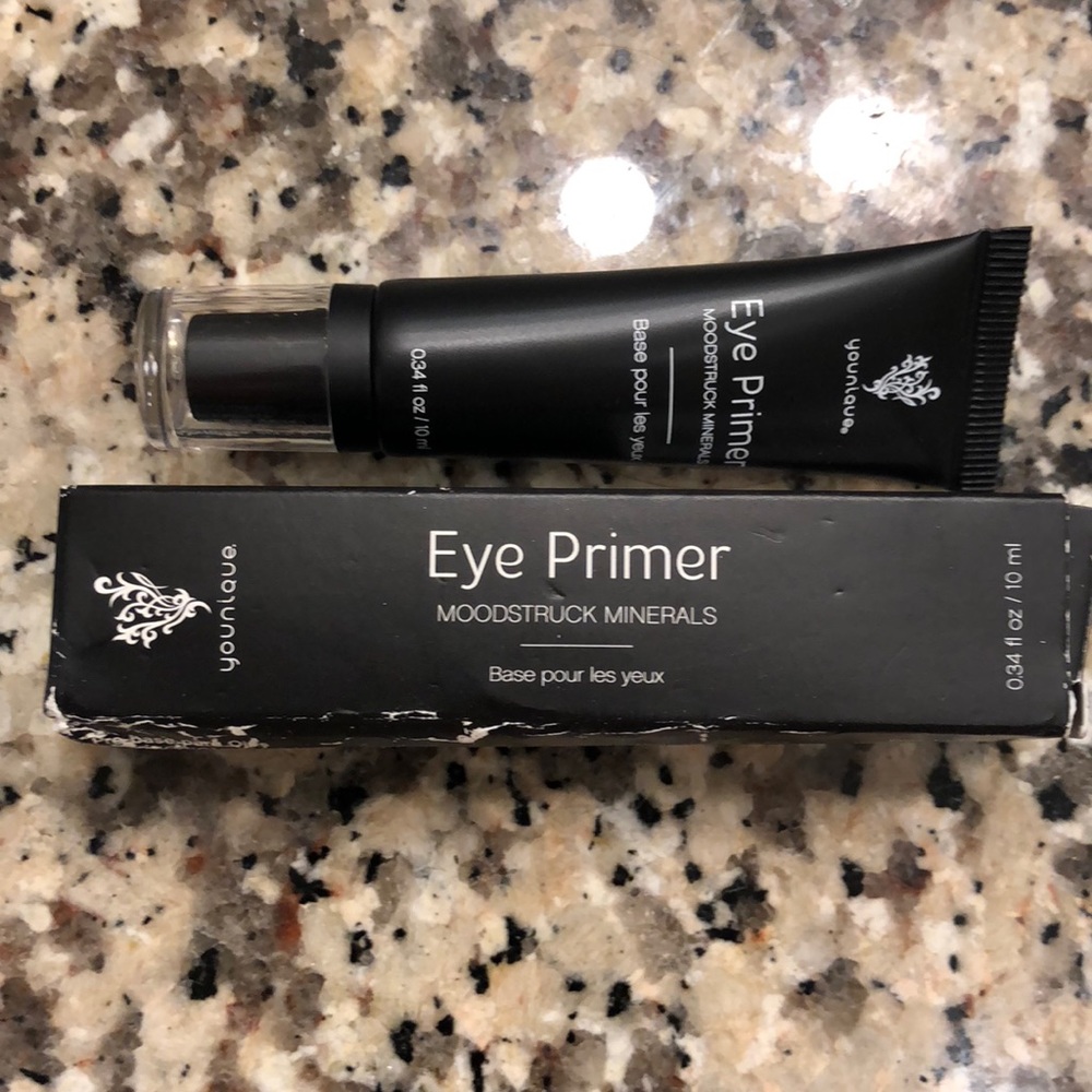 Younique Eye Primer